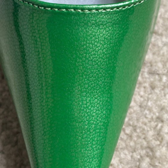 NWT Pierre Dumas Heels in Kelly Green, Size 8 - Picture 7 of 8